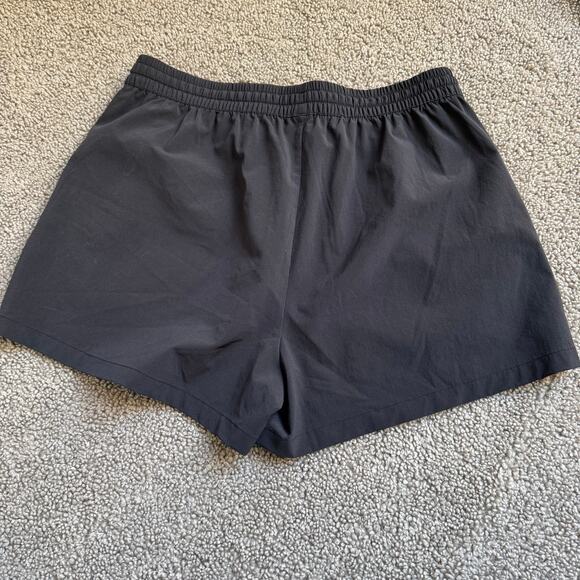 EUC Outdoor Voices Doing Things 2.5” Shorts - Size Medium - Picture 5 of 6